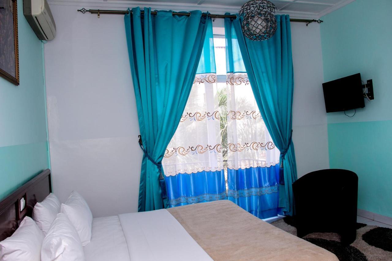 Park Hotel Lubumbashi Dış mekan fotoğraf